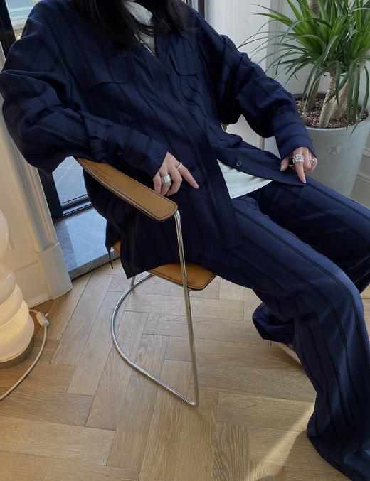 HIDEMI 夏日清透深海蓝色织竖条纹套装 口袋衬衫/喇叭型宽松长裤 商品图7