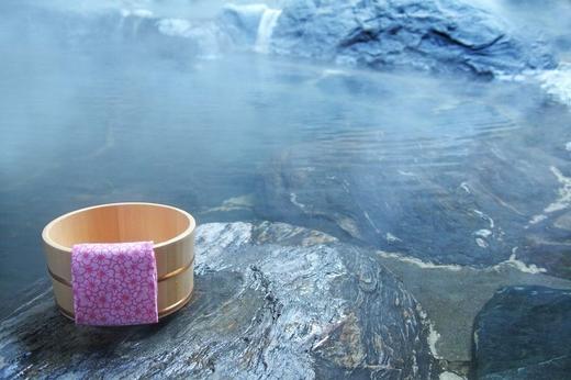 【慢游江门】宿天然百池温泉度假村+室外景点+ 凤仪里碉楼群休闲纯玩 2 天休闲游 商品图3