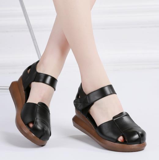 【服饰鞋包】 *镂空包头凉鞋女增高厚底坡跟休闲简约妈妈凉鞋女白色大码 商品图1