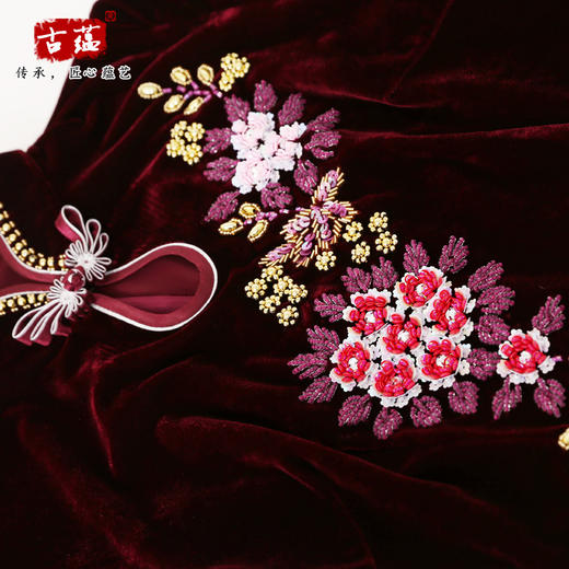 GY-SD021-023爆款妈妈装钉珠刺绣短款日常七分袖旗袍裙 商品图3