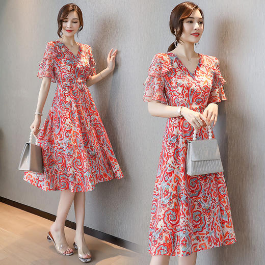 WZNH-LXI931新款V领女人味修身气质显瘦流行连衣裙 商品图2