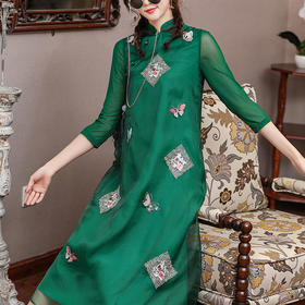 OG-99430中国风刺绣立领盘扣连衣裙