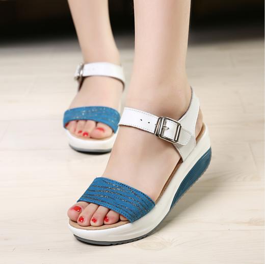 【服饰鞋包】 坡跟中跟凉鞋鱼嘴厚底增高摇摇鞋女式凉鞋 商品图0