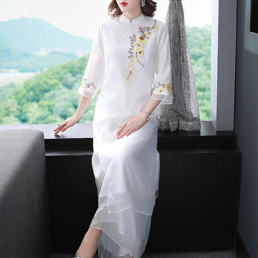 FL-1092中国风刺绣改良旗袍立领连衣裙 商品图0