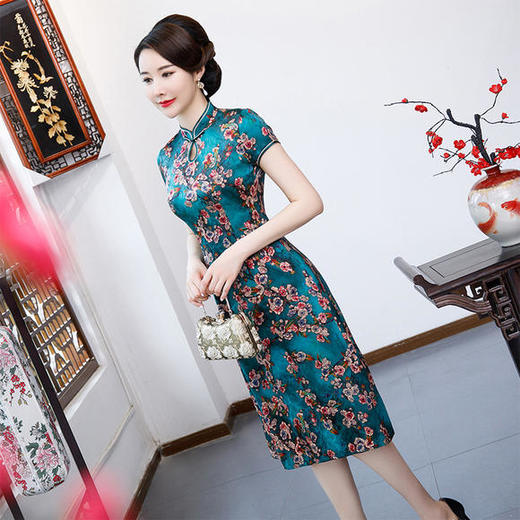 QQ-9715新款复古碎花真丝旗袍裙 商品图1