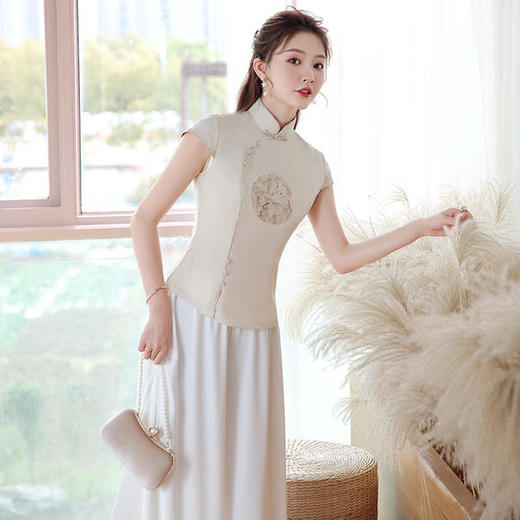 XGT-T2114复古中国风绣花改良短款旗袍上衣 商品图2