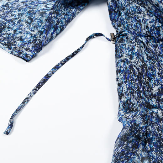 METTE2020夏季新品女士印花衬衫时尚中长款超薄七分袖开衫小外套 商品图4