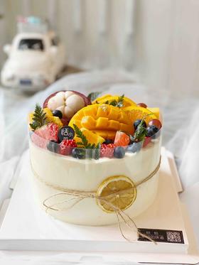 水果乐园，因季节不同，水果自动调整，按季节新鲜搭配