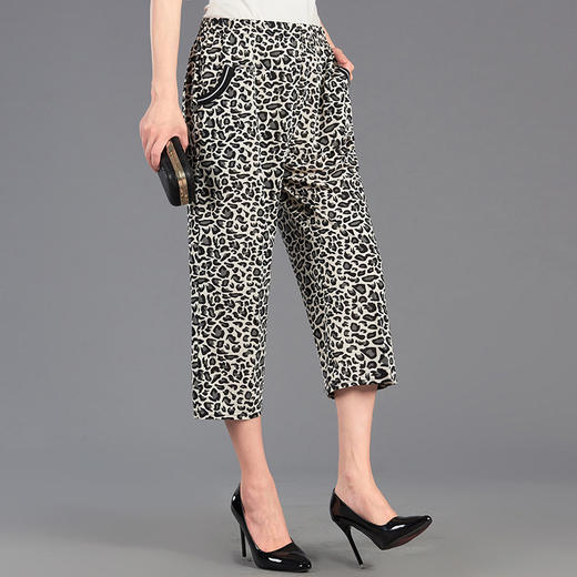 MQ-XF2034夏新款松紧腰小雏菊直筒八分裤YY 商品图4