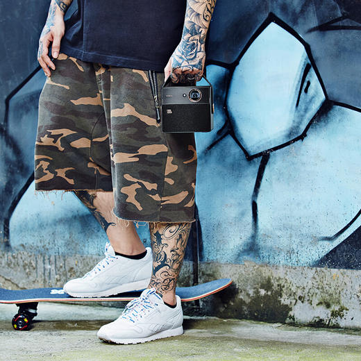 极米（XGIMI）CC极光  家用 投影机 投影仪（720P高清分辨率 自动对焦 左右梯形校正 便携投影) 商品图8