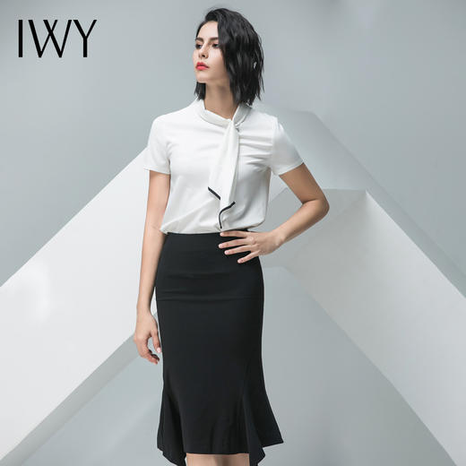 IWY/白色短袖衬衫黑色半裙套装B10236+S10243 商品图5