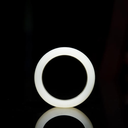 新疆和田玉籽料手镯（带皮） 商品图4