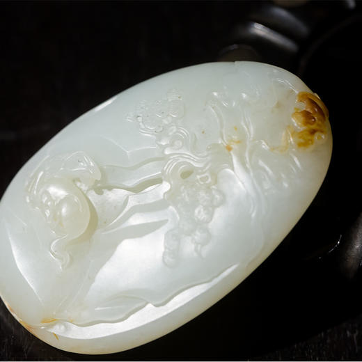 新疆和田玉籽料手把件 商品图1