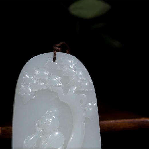 新疆和田玉籽料仕女牌 商品图3