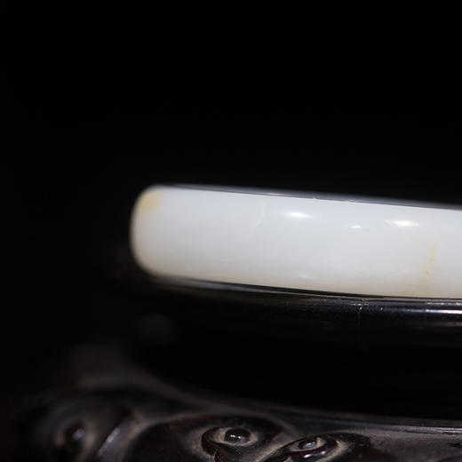 新疆和田玉籽料手镯 商品图2