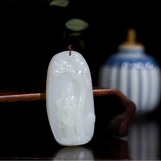 新疆和田玉籽料仕女牌 商品图2