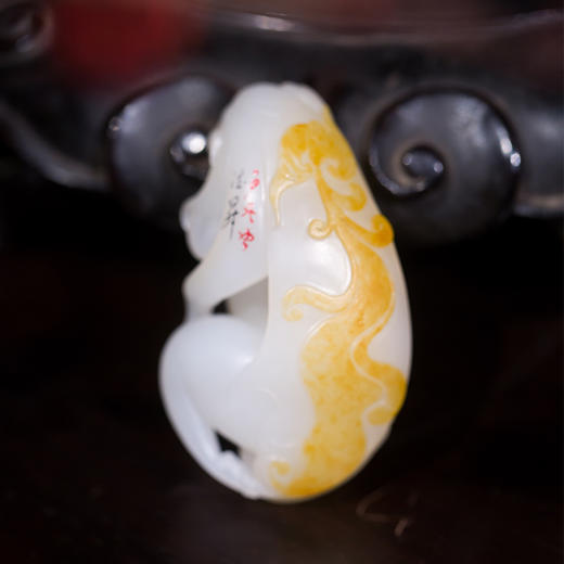 新疆和田玉籽料把件（红皮)（吴德昇） 商品图2