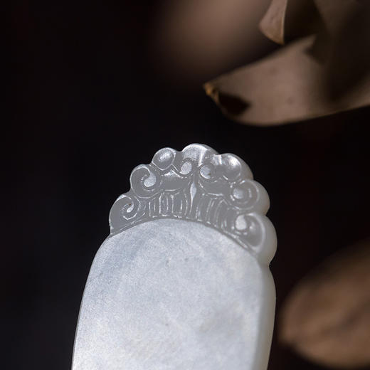 新疆和田玉籽料云纹无事牌 商品图2