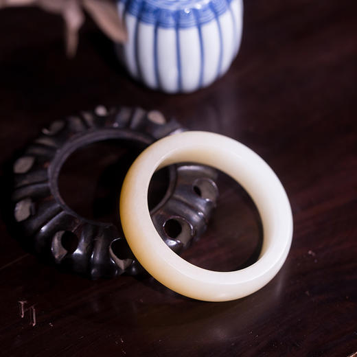 和田玉手镯 商品图1