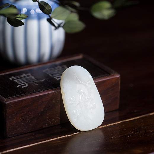 新疆和田玉籽料喜上眉梢吊坠 商品图4