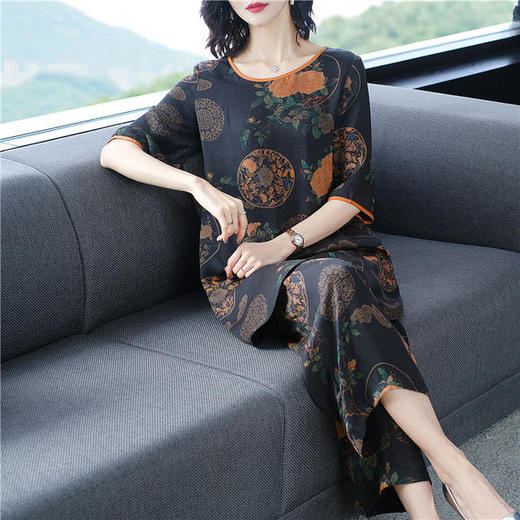 AHM-lbh9628减龄显瘦大码时尚妈妈装 商品图2