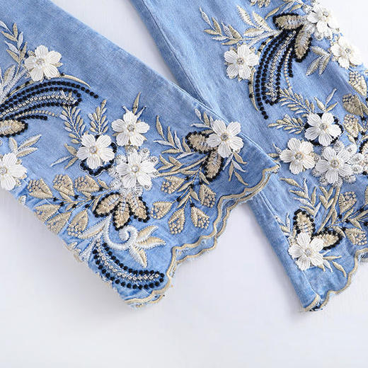 YHFZ2-695新款刺绣花钉珠微喇九分牛仔裤 商品图3