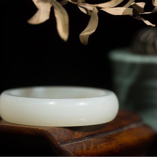 新疆和田玉籽料手镯 商品图4