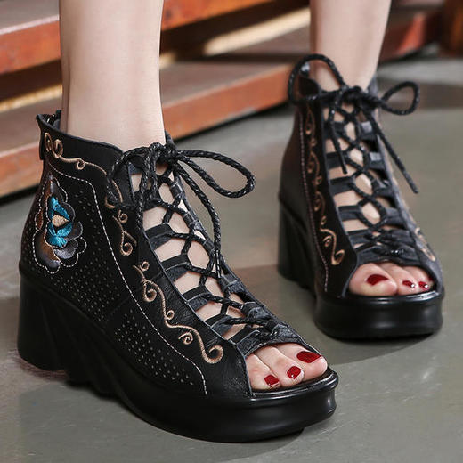 zyfs369新款民族风镂空真皮绣花鱼嘴凉鞋