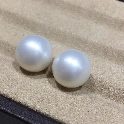1415mm南洋白珍珠纯白色表皮干净细腻孔后极微暇正圆可配对做一对耳环