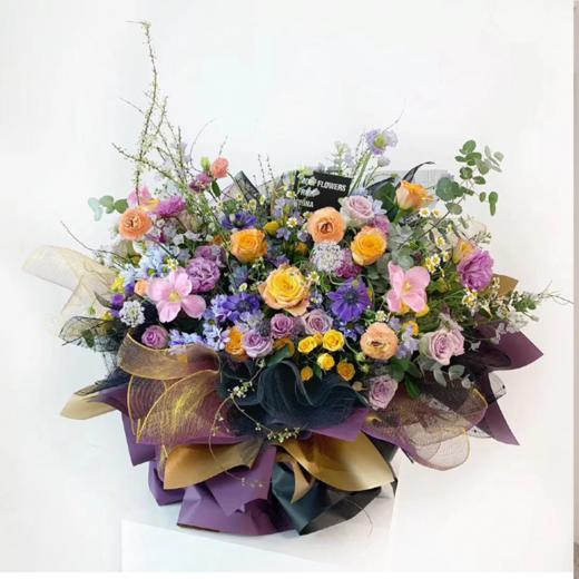 《墨吏长河》 . 梦幻紫高端花束 商品图0