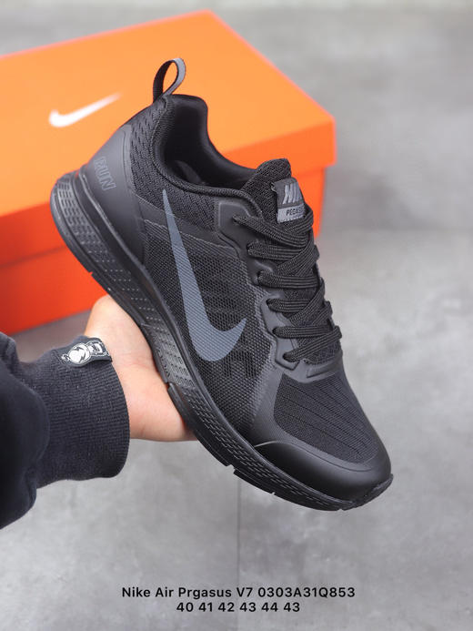 耐克Nike Air Zoom Pegasus V7 SHIELD 登月7代 休闲运动慢跑鞋 商品图6