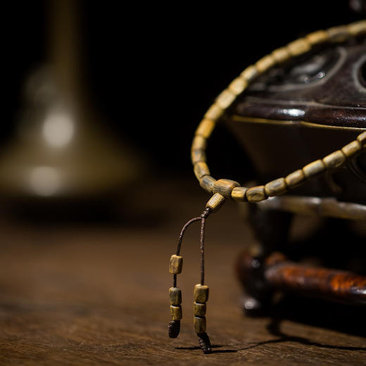 天然沉水级绿奇楠项链 商品图4