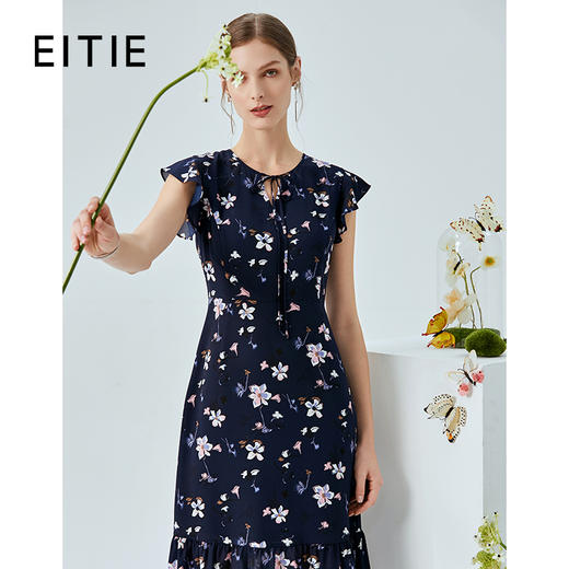 EITIE爱特爱夏季新款时尚飞飞袖系带收腰鱼尾印花连衣裙B2007440 商品图0
