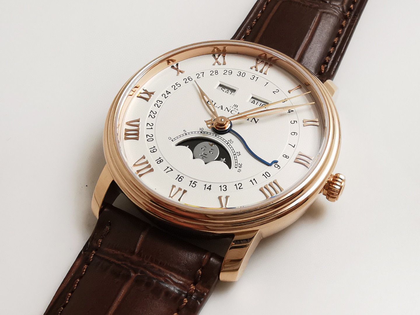 om宝铂6654v2升级版宝铂villeret经典6654月相显示系列月相均为真功能