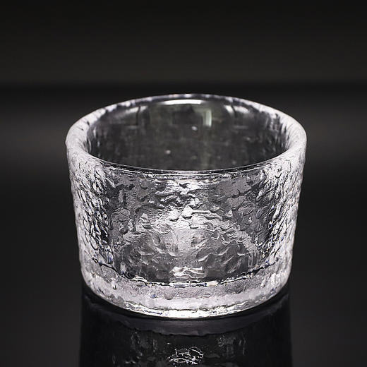 云中居 日式锤目纹玻璃品茗杯 商品图0
