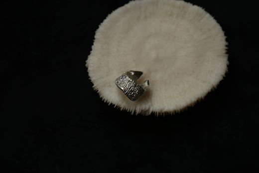 CHEZ BOQUE 覆盖系列原创手工925银戒指《女爵》 商品图11