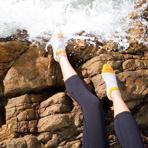 「袜子界的“劳斯莱斯”」 跑马拉松都不臭脚不伤脚  国际创新发明和纸袜  走路带风在按摩，超乎想象的干爽舒适 无骨缝合  赠可水洗环保原创手绘收纳袋 商品图4