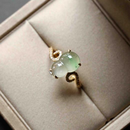高冰到玻璃种阳绿雪花棉翡翠葫芦戒指18k黄金钻石镶嵌 商品图6