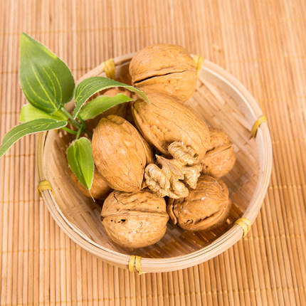 洽洽品牌草本核桃208g 商品图2