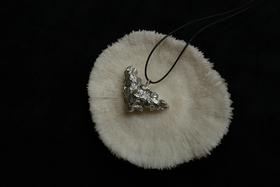 CHEZ BOQUE 庭园的馈赠系列原创手工925银吊坠《石破天》