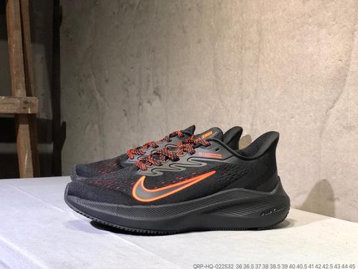 耐克Nike Air zoom Vomero 7 登月减震跑鞋 商品图5