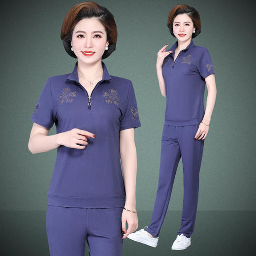 SP1262926新款时尚气质镂空绣花休闲运动套装 商品图1