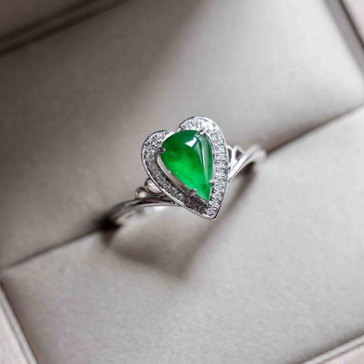 高冰种阳绿翡翠戒指18k白金钻石镶嵌 商品图3