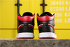 乔丹/Air JordanAJ1 aj1 乔丹1代 乔1 乔丹1代中帮系列 Air Jordan 1 Mid 货号：852542-610 乔1中帮黑红 商品缩略图3
