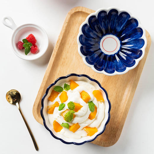 摩登主妇日式陶瓷甜品碗创意单个高脚饭碗酸奶沙拉碗手绘冰淇淋碗 商品图3