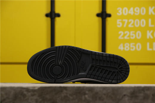乔丹/Air Jordan AJ1 乔丹1代中帮系列 Air Jordan 1 Mid “Reverse Black Toe” 货号：BQ6472-101 乔1中帮逆向黑脚趾 36-46 商品图7