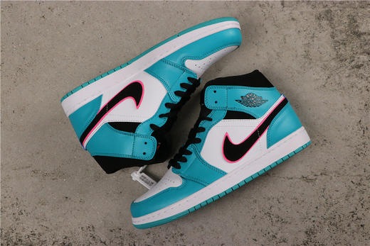 乔丹/Air Jordan AJ1 aj1 乔丹1代 乔1 乔丹1代中帮系列 Air Jordan 1 MID 货号：852542-306 乔1中帮南海岸 商品图0