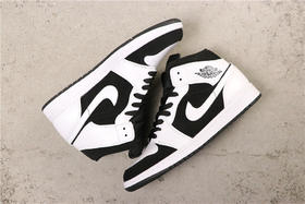乔丹/Air Jordan AJ1 aj1 乔丹1代 乔1 乔丹1代中帮系列Air Jordan 1 Mid 货号：554724-113 乔1中帮黑白熊猫 36-46
