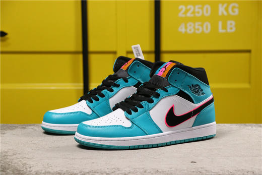 乔丹/Air Jordan AJ1 aj1 乔丹1代 乔1 乔丹1代中帮系列 Air Jordan 1 MID 货号：852542-306 乔1中帮南海岸 商品图2
