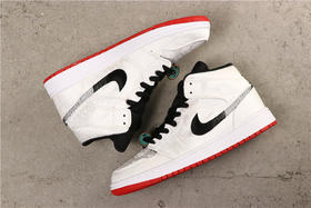 乔丹/Air Jordan AJ1丹1代 乔丹1代中帮系列CLOT x Air Jordan 1 Mid “Fearless”货号：CU2804-100 乔1中帮白丝绸